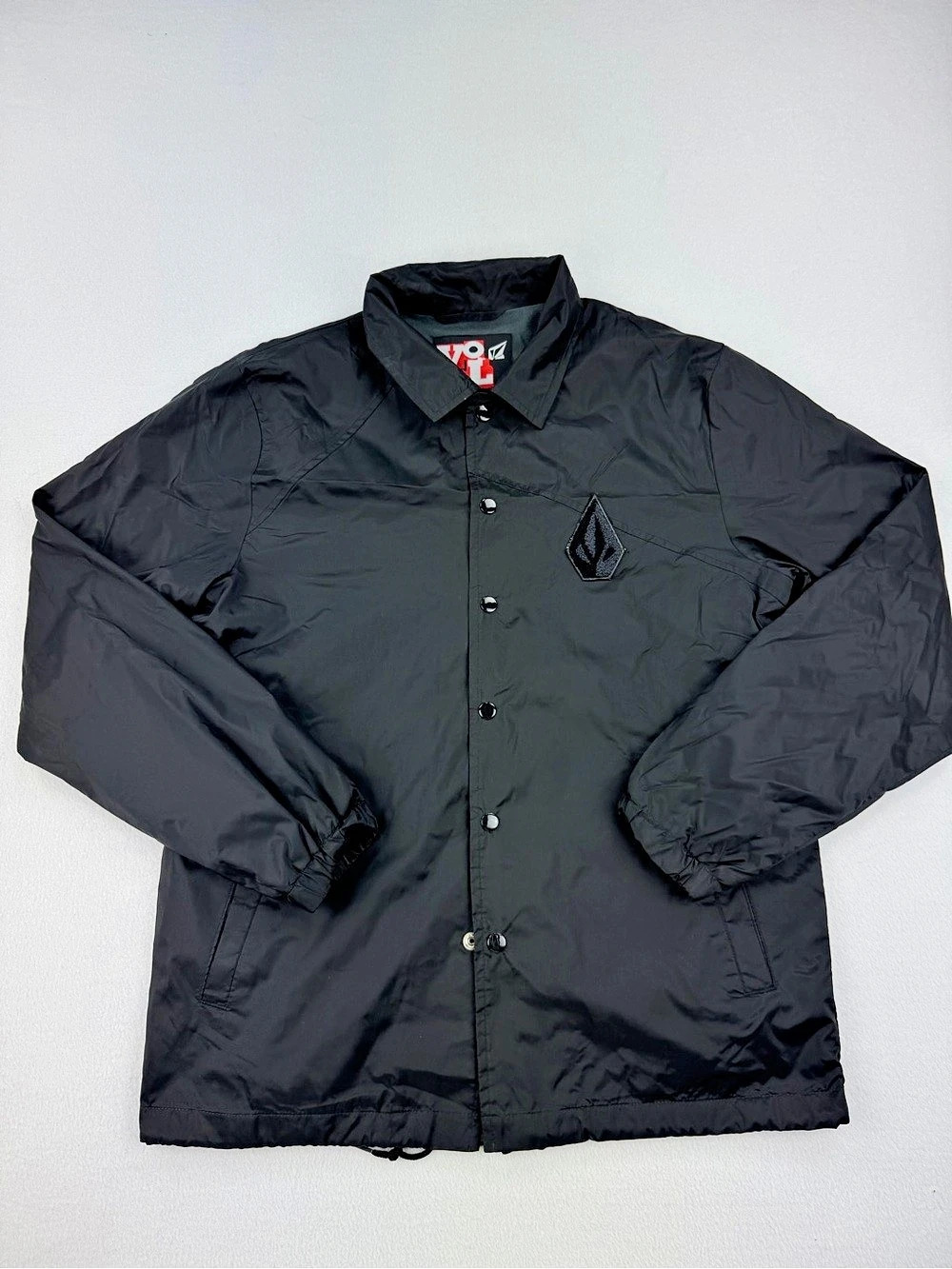 Volcom Coach Jacket Stone Diamond 100% Nylon Black Button Snap Mens Size M